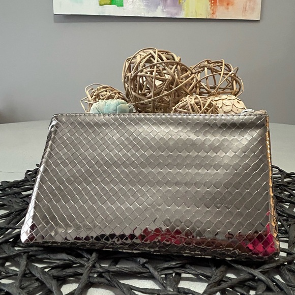 Consuela Kyle Slim Wallet - Picture 11 of 11